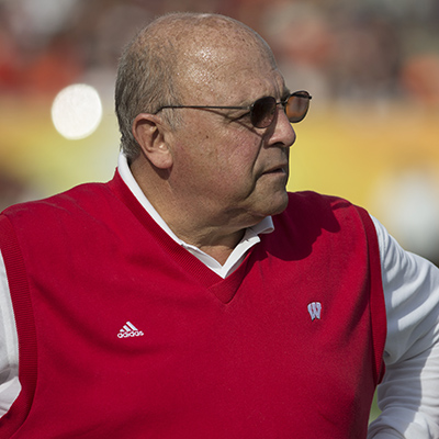 Alvarez in Wisconsin red sweater at the 2005 Outback bowl